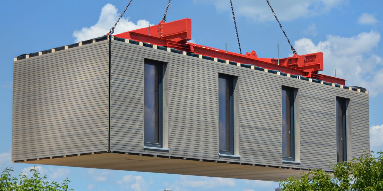 Modulaire residentiële component op een zwaar uitgevoerde kraan