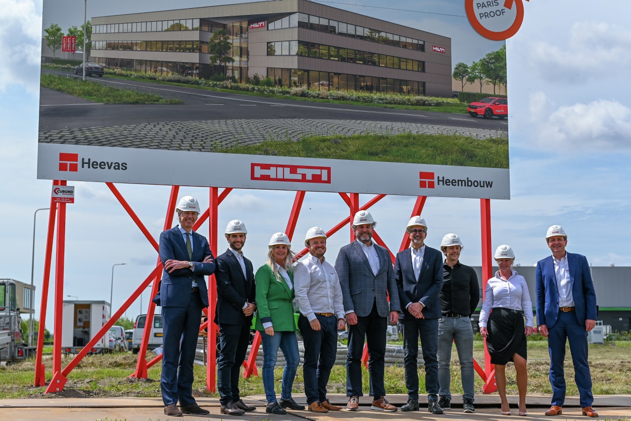 Foto van onthulling bouwbord