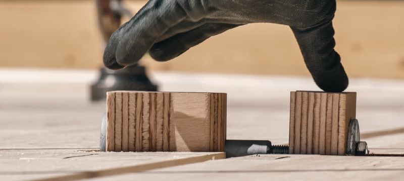 HTC-P2P-aansluiting voor houtpaneel Houtverbindingssysteem voor het uitlijnen en bevestigen van kruislings gelamineerde houten CLT-panelen in massief houten constructies Toepassingen 1