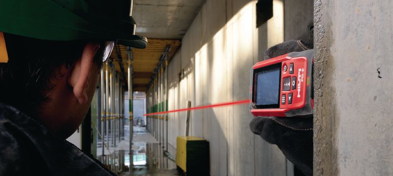 PD-E laserafstandsmeter Afstandsmeter voor buitengebruik met geïntegreerde zoeker voor metingen tot 200 m/650 ft Toepassingen 1