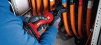 NCT 53 C-22 accu kabelschaar voor koper/aluminium Inline kabelschaar op accu voor koper- en aluminiumkabels tot 2 │ 50 mm (Nuron accuplatform) Toepassingen 3