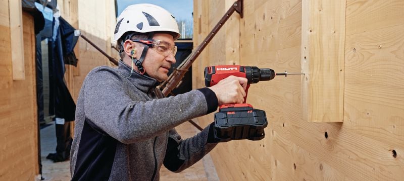 SF 10W-22 boor- en schroefmachine op accu Boor- en schroefmachine op accu met hoger koppel, speciaal voor veeleisende toepassingen in hout en andere materialen Toepassingen 1