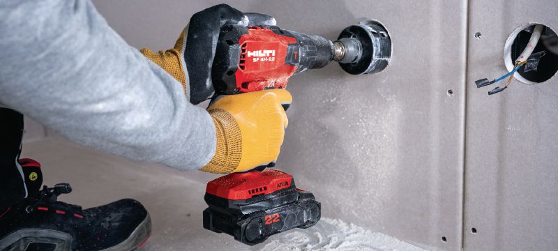 SF 4H-22 accu klopboormachine Compacte schroefboormachine op accu met klopfunctie en Active Torque Control voor dagelijks boren en schroeven, vooral geschikt voor lastig bereikbare plekken (Nuron accuplatform) Toepassingen 1