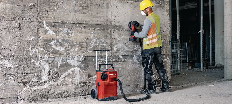 VC 4LX-22 T15 L-klasse accustofafzuiger Krachtige accustofafzuiger met groot reservoir voor aansluiting op elektrisch gereedschap en schoonmaakwerkzaamheden (nat & droog), tank van 15 liter (Nuron-accu) Toepassingen 1