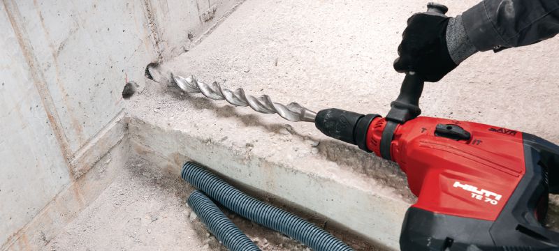 TE-YX (SDS Max) metrische hamerboor Super premium SDS Max-hamerboor (TE-Y) voor exceptionele boorprestaties in gewapend beton (metrisch) Toepassingen 1