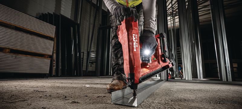 BX 4-IF-22-accu-schiethamer(IF-editie) Accuschiethamer met Nuron-accu voor het bevestigen van gipsplaatrail en andere materialen op beton, staal en metselwerk Toepassingen 1