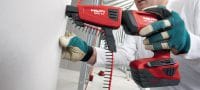 S-DS 20 B M harde vezelplaatschroeven met scherpe punt Gefosfateerde hardboardschroef op strip voor het schroefmagazijn SMD 57, voor bevestiging van hardboards op hout of metaal Toepassingen 2