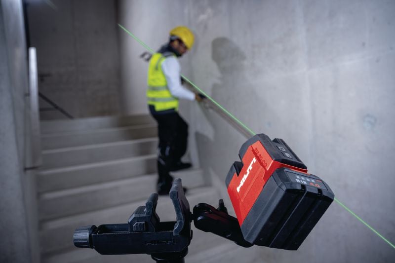 PM 20-CG 12 V lood- en kruislijnlaser Combi-laser met groene straal, 2 lijnen en 5 punten voor het zetten van loodlijnen, nivelleren, uitlijnen en vierkant maken (12 V accuplatform) Toepassingen 1