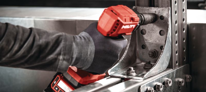 MT-THB OC Hamerkop bout Hamerkop bout voor bevestiging van verbindingen en andere constructie-elementen in de montagesleuf van MT naadloze kokerprofielen in matig corrosieve omgevingen Toepassingen 1
