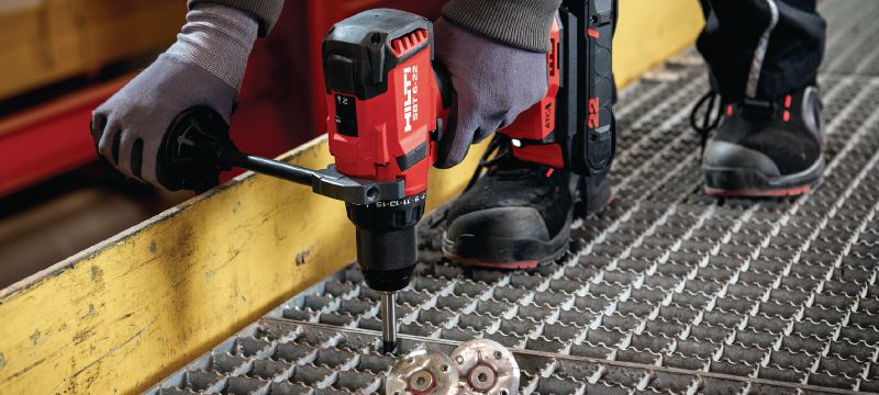 S-BT-GF HL draadbout Schroefdraadbouten (meerlaags gecoat koolstofstaal - corrosiebescherming vergelijkbaar met HDG) voor dicht materiaal en universele bevestigingen op staal in licht corrosieve omgevingen. Compatibel met Hilti MT installatierails Toepassingen 1