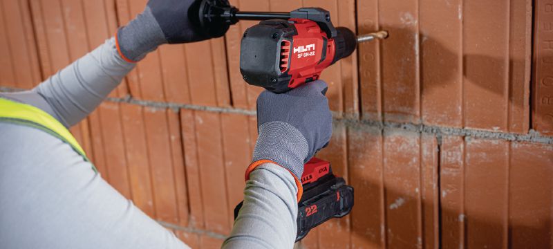 SF 6H-22 klopboormachine op accu Krachtige schroefboormachine op accu met klopfunctie en Active Torque Control en geavanceerde ergonomie voor universeel gebruik in hout, metaal en metselwerk (Nuron accuplatform) Toepassingen 1