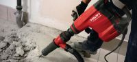 TE 800-AVR sloophamer voor beton Zeer krachtige TE-S sloophamer voor zwaar hakwerk in beton, met actieve vibratiereductie (AVR) Toepassingen 3