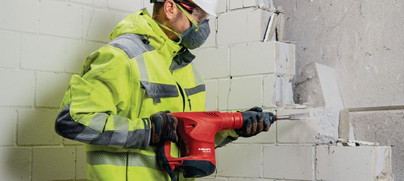 TE 500 SDS Max sloophamer Robuuste SDS Max (TE-Y) sloophamer voor lichte hakwerkzaamheden van beton en metselwerk Toepassingen 1