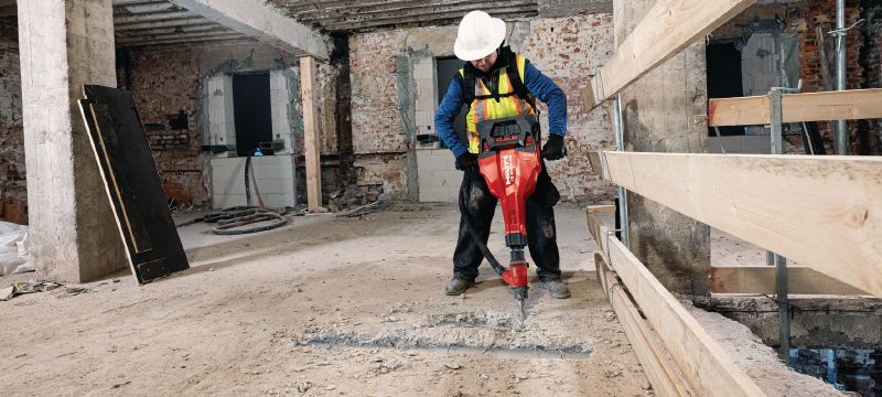 TE 2000-22 hakhamer op accu Krachtige accu-aangedreven hakhamer voor het breken van beton en andere sloopwerkzaamheden (Nuron-accuplatform) Toepassingen 1