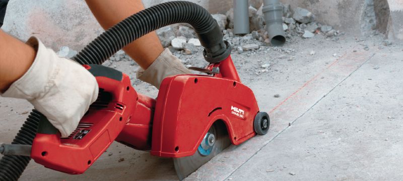 DCH 300 elektrische doorslijpmachine Elektrische doorslijpmachine voor zagen uit de hand door beton, metselwerk en metaal tot 120 mm dik Toepassingen 1