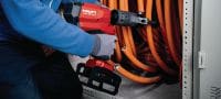 NCT 85 C-22 accu kabelschaar voor koper/aluminium Kabelschaar met pistoolgreep op accu voor koper- en aluminiumkabels tot 3,2 │ 80 mm (Nuron accuplatform) Toepassingen 3