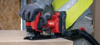 SJT 6-22 accudecoupeerzaag Krachtige accudecoupeerzaag met T-greep met langere accuduur voor nauwkeurig rechte of gebogen zaagsneden (Nuron accuplatform) Toepassingen 3