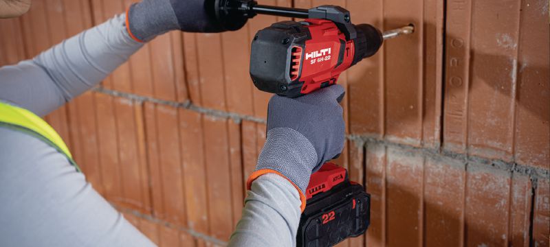 SF 6H-22 hamerboormachine op accu Krachtige hamerboormachine met Active Torque Control en geavanceerde ergonomie voor universeel boren en schroeven van hout, metaal en metselwerk (Nuron accuplatform) Toepassingen 1