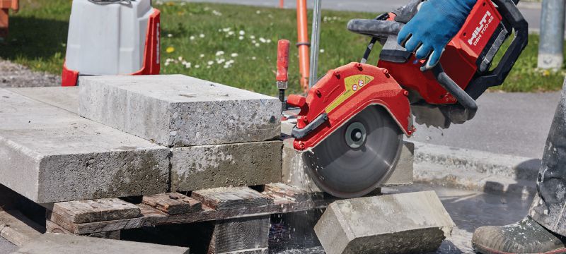 DSH 700-22 accu afkortzaag (handgreep aan de achterkant) Accu afkortzaag met handgreep aan de achterkant voor beton, metaal en metselwerk voor zware toepassingen (Nuron accuplatform) Toepassingen 1