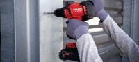 SF 6H-22 klopboormachine op accu Krachtige schroefboormachine op accu met klopfunctie en Active Torque Control en geavanceerde ergonomie voor universeel gebruik in hout, metaal en metselwerk (Nuron accuplatform) Toepassingen 2