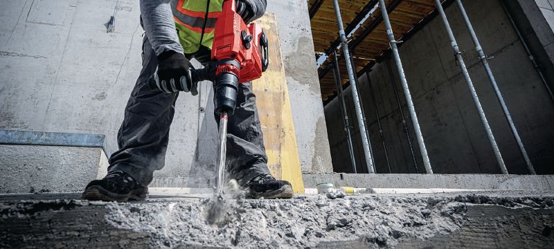 TE 50-22 accu-boorhamer Topgamma accu-boorhamer, lichter in gewicht, meer vermogen en minder vibratie om te boren en te beitelen in beton Toepassingen 1