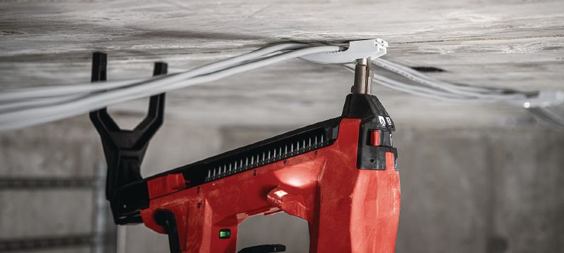 BX 4-ME-22-accuschiethamer voor beton (M&E uitvoering) Nuron-accuschiethamer voor het monteren van kabels, leidingen en draadbouten aan beton, staal en metselwerk Toepassingen 1