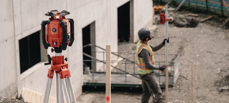 PR 400-22-Roterende laser voor dubbele helling Robuuste roterende buitenlaser met automatische functies voor nivelleren over grote afstanden, uitlijnen, haaks maken en dubbele helling (Nuron-accuplatform) Toepassingen 1