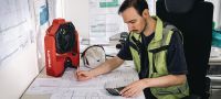KCF 4-22 accuventilator voor de bouwplaats Krachtige ventilator voor de bouwplaats met een accu die de hele dag meegaat, roterende kop en ophanghaken voor het koelen en ventileren van werkplekken (Nuron accuplatform) Toepassingen 1