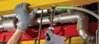S-BT-EF HC schroefbout Schroefdraadbout (koolstofstaal, metrische schroefdraad) voor elektrische verbindingen op staal in licht corrosieve omgevingen, aanbevolen maximale doorsnede van de verbonden kabel 120 mm² Toepassingen 4