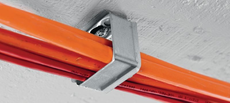 X-ECH-FE MX kabelhouder voor metaal Metalen houder voor gebundelde kabels te bevestigen met nagels of ankers in plafonds of muren Toepassingen 1