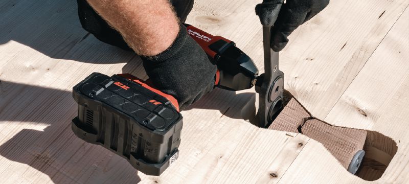 HTC-P2P-aansluiting voor houtpaneel Houtverbindingssysteem voor het uitlijnen en bevestigen van kruislings gelamineerde houten CLT-panelen in massief houten constructies Toepassingen 1